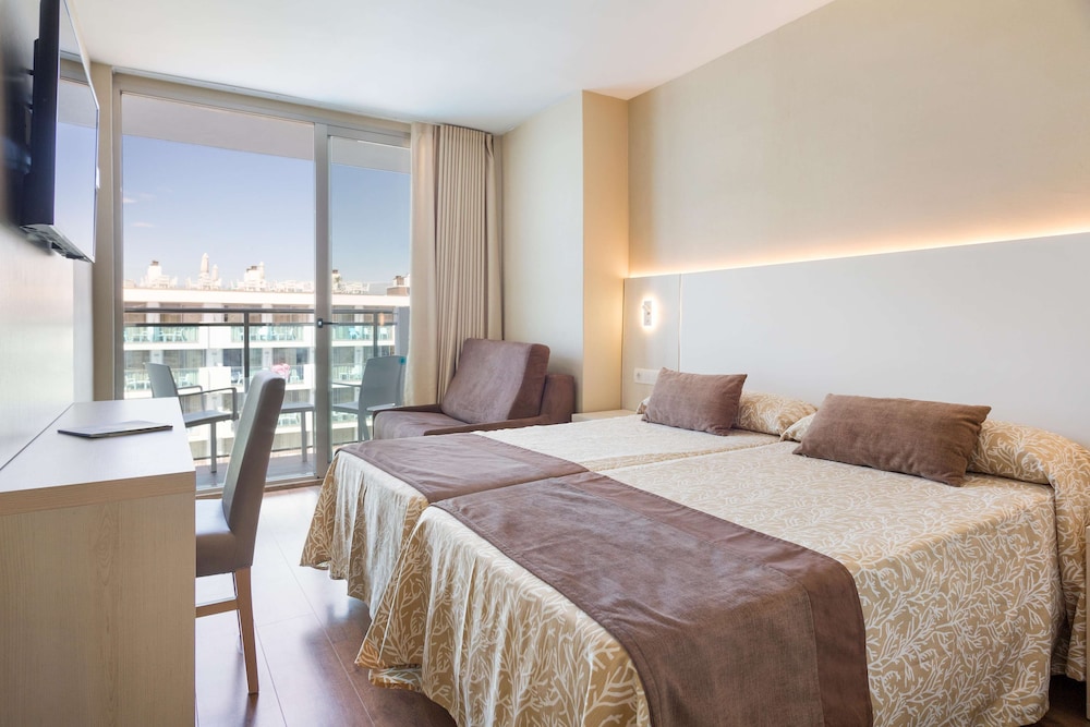 Triple Room (3 Adults) - Photo 1