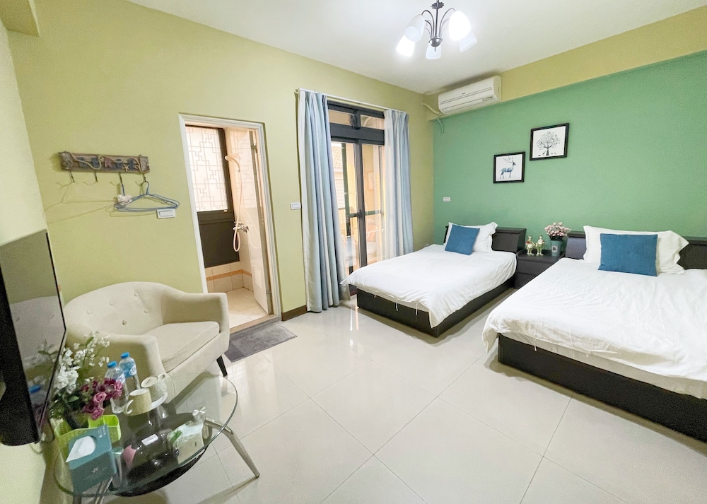 Twin Room, 2 Twin Beds, Non Smoking photo 1