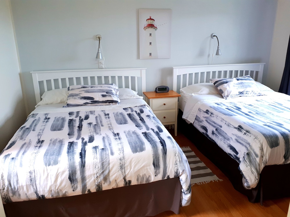 Comfort Cottage, 1 Bedroom, Kitchen, Ocean View photo 1