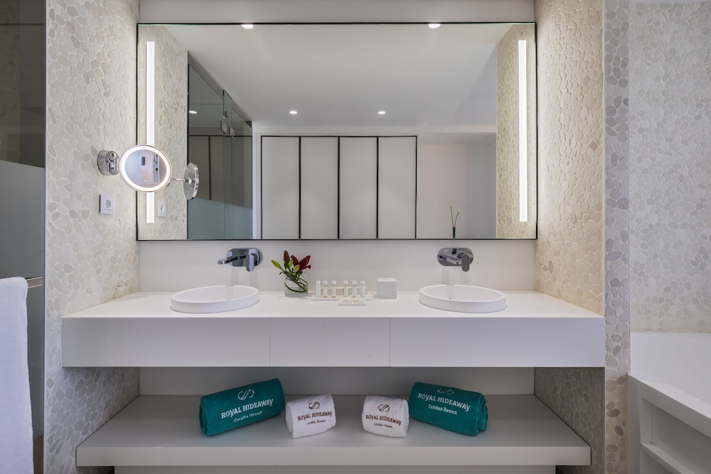Deluxe Suite, 2 Bedrooms thumbnail 6