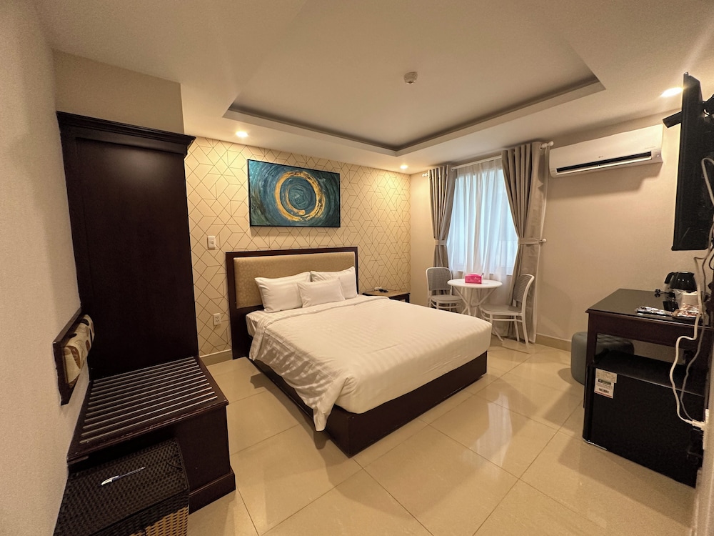 Trianon Hotel — photo 135