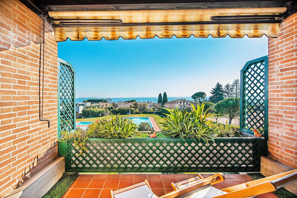 Apartment, Pool View