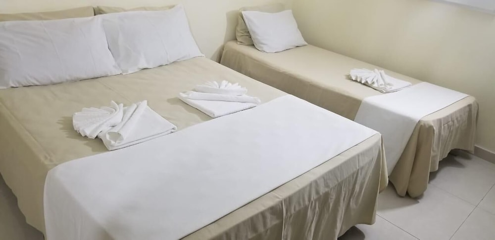Quadruple Room - Photo 1