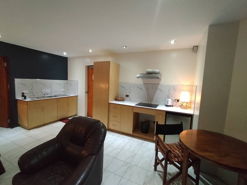 Executive Suite photo 8