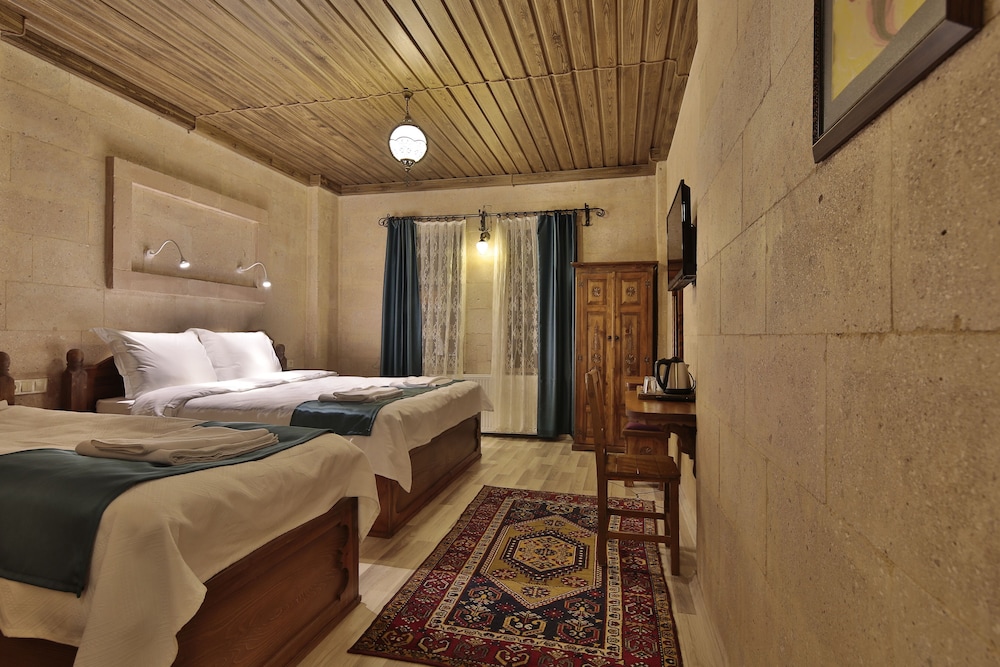 Superior Triple Room photo 1