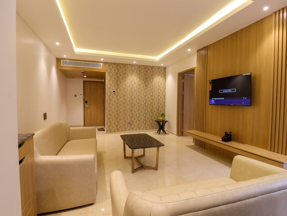 Presidential Studio Suite, 1 Bedroom, City View photo 3