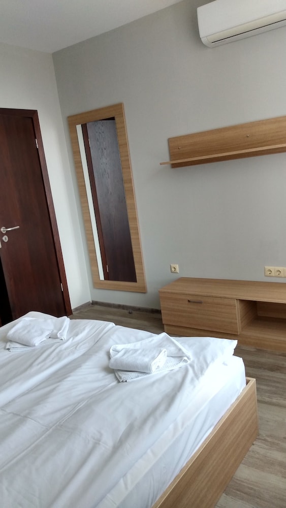 Apartment, 1 Bedroom, Balcony photo 2
