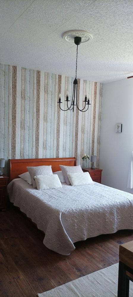 Deluxe Double Room, 1 Queen Bed, Garden View (Zen) photo 1