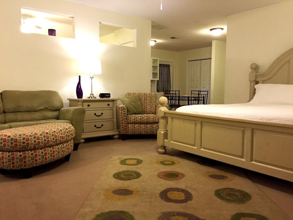 Chandler Suite photo 3