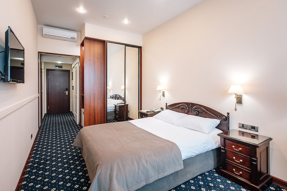 Standard Double Room photo 3