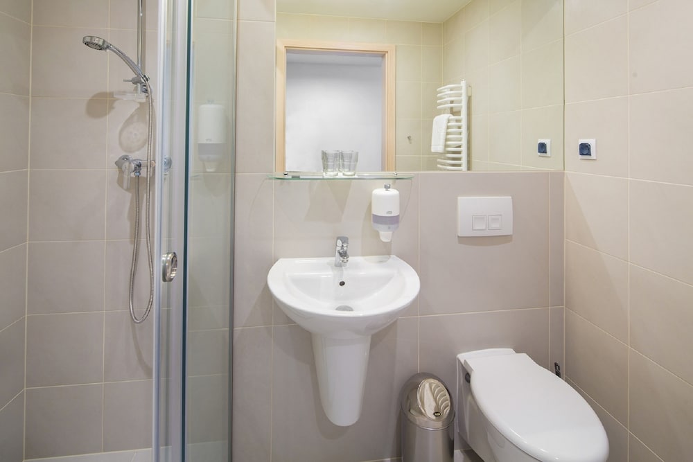 Double or Twin Room photo 2