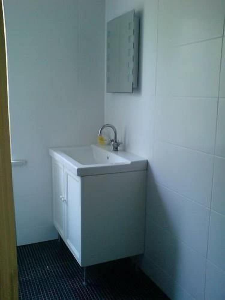 Economy Double Room, Shared Bathroom photo 2