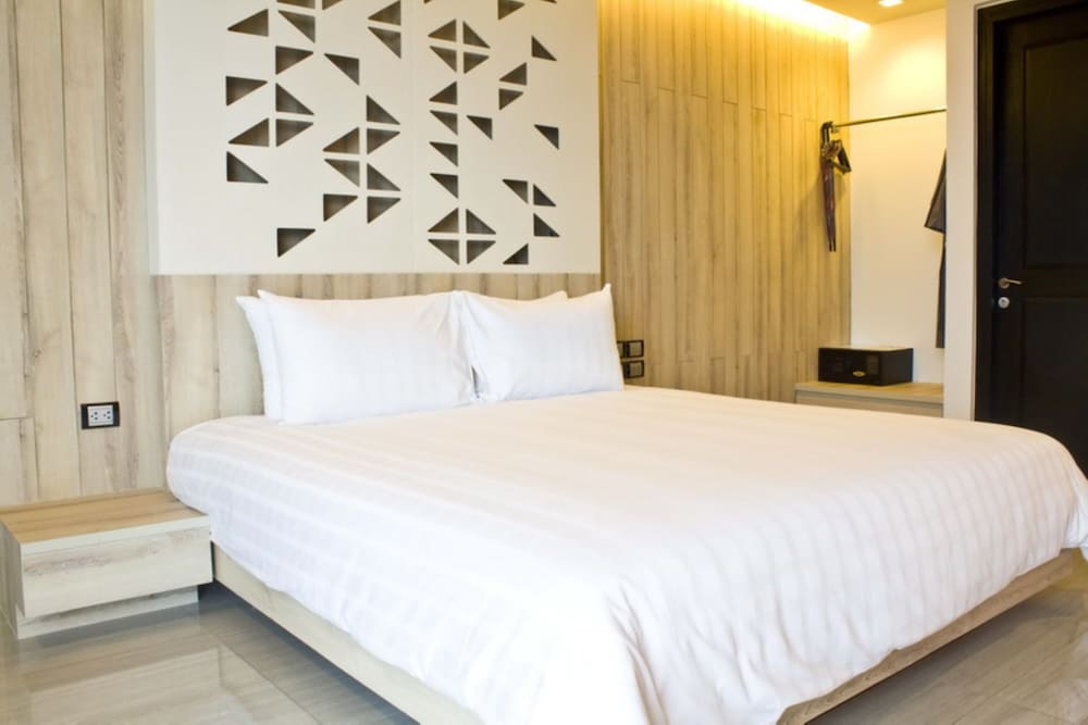 room photo