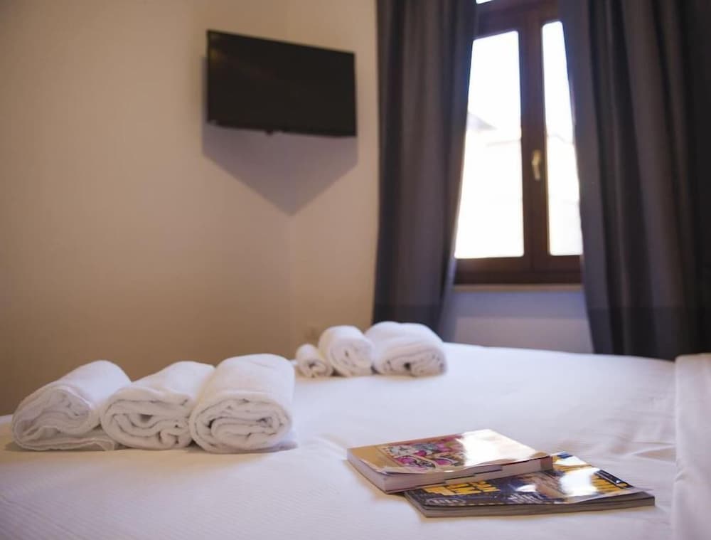 Single Room, Shared Bathroom