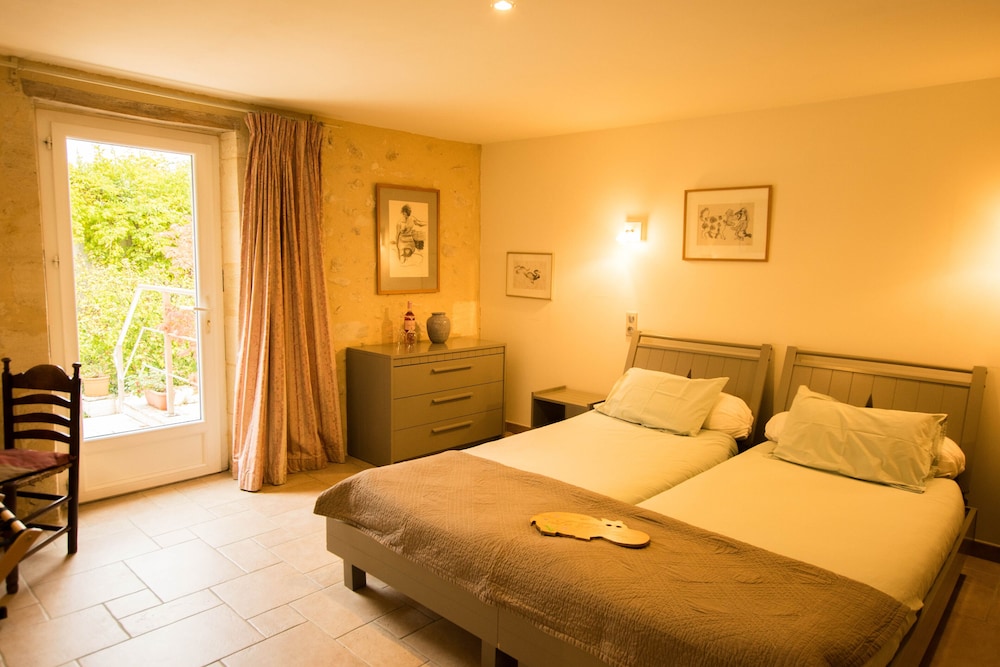 Twin Room (Le Patio)