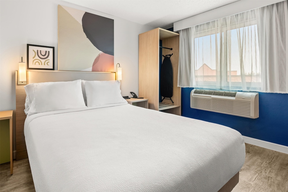 Room, 1 Queen Bed - Photo 3