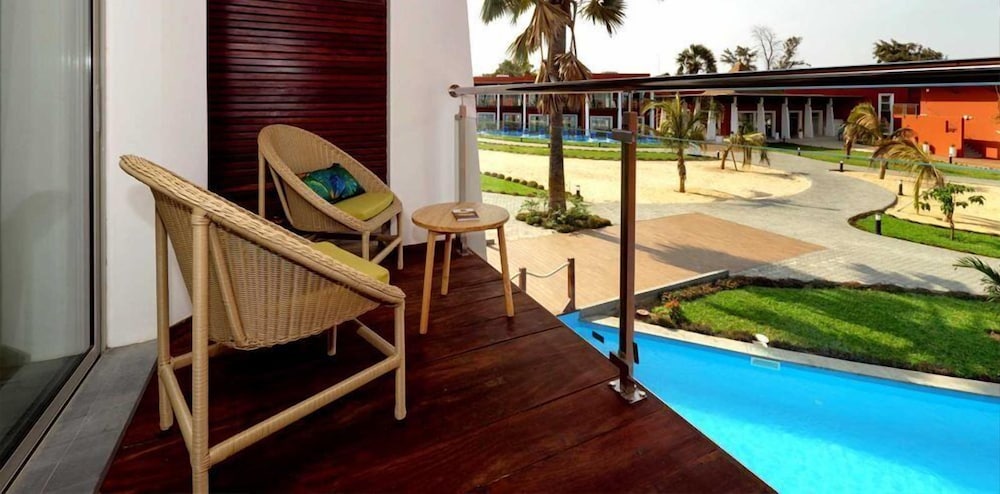 Premium Double Room, 1 Double Bed, Non Smoking, Balcony photo 3