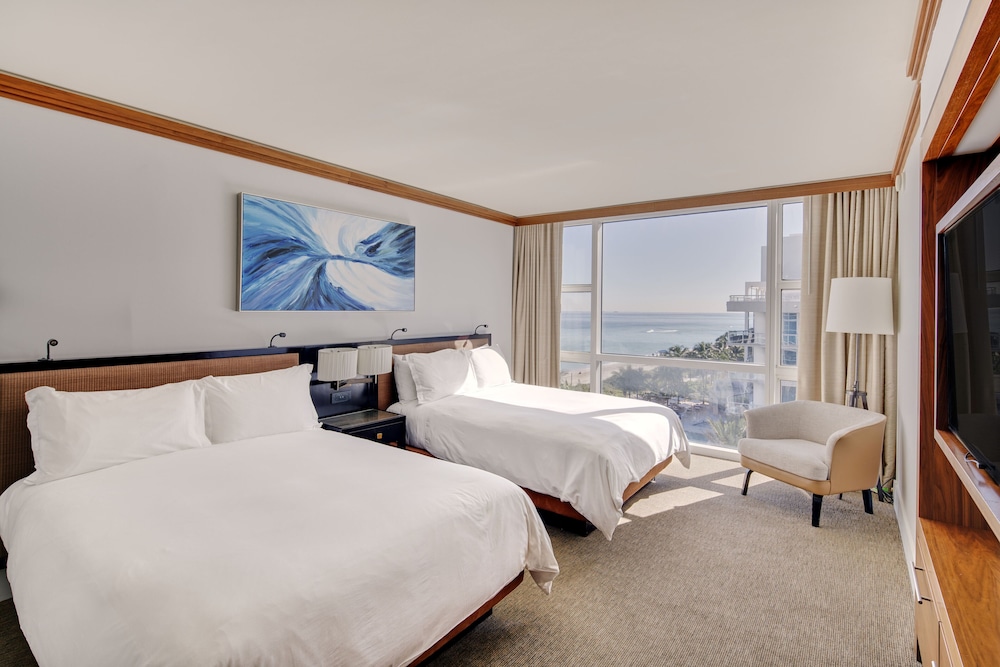 One Bedroom Luxury Apartment with Two Queen Beds (Non Smoking) photo 1