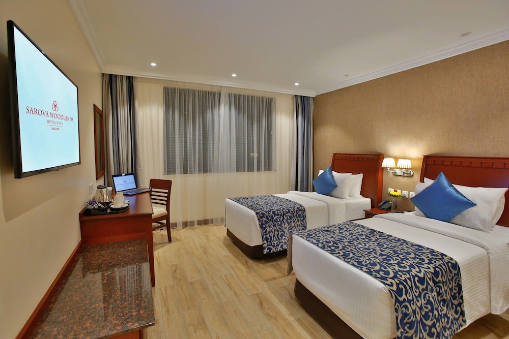 Woodlands Superior Twin Room photo 1