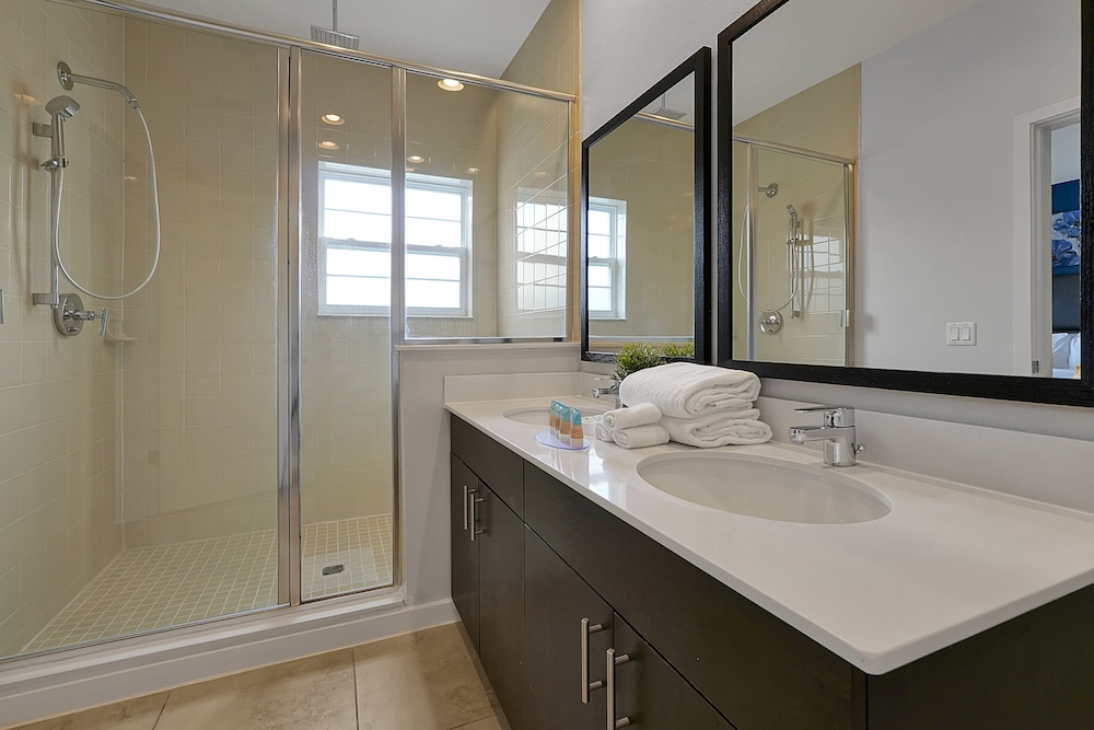 Standard Townhome, 2 Bedrooms, Hot Tub - Photo 32