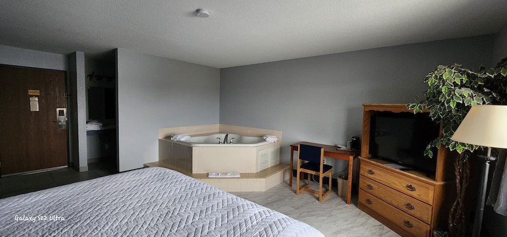 Luxury Room, 1 King Bed photo 1