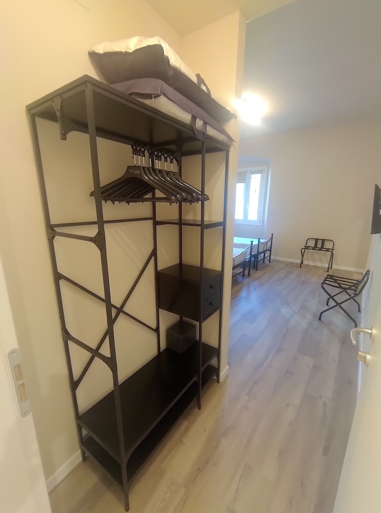 Executive Apartment, Multiple Beds, Annex Building thumbnail 6