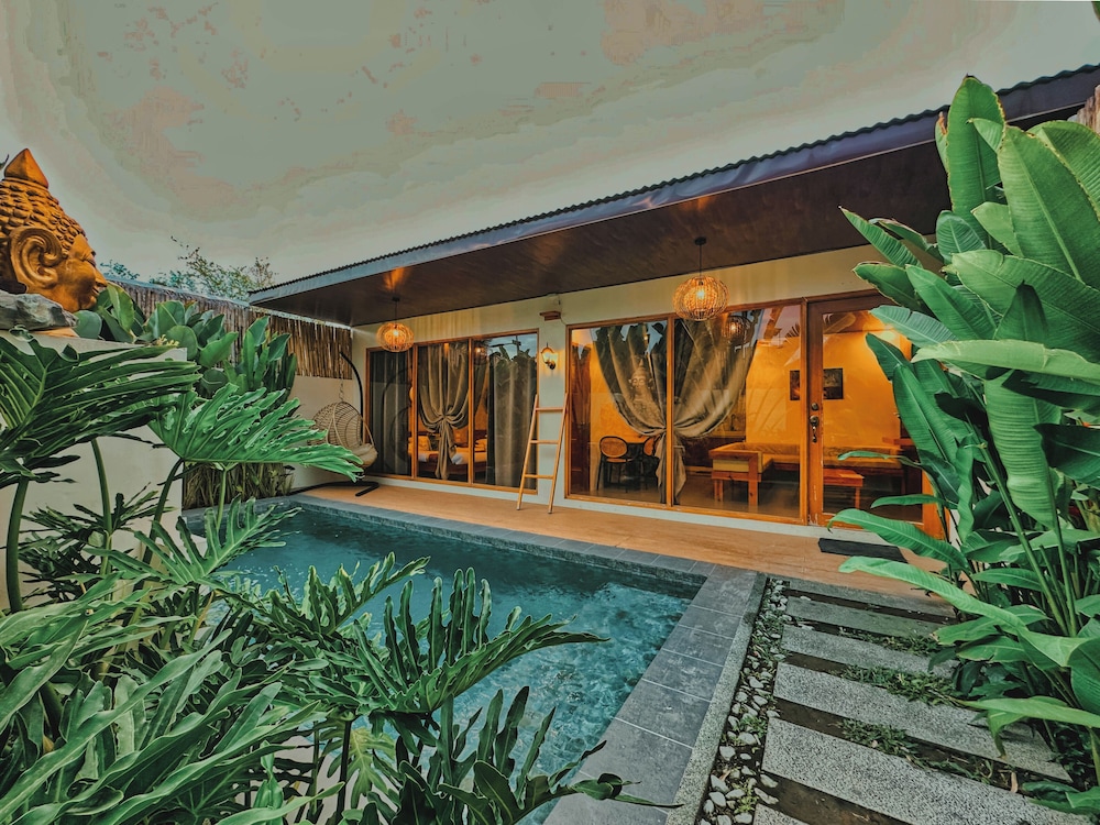 Luxury Single Room
