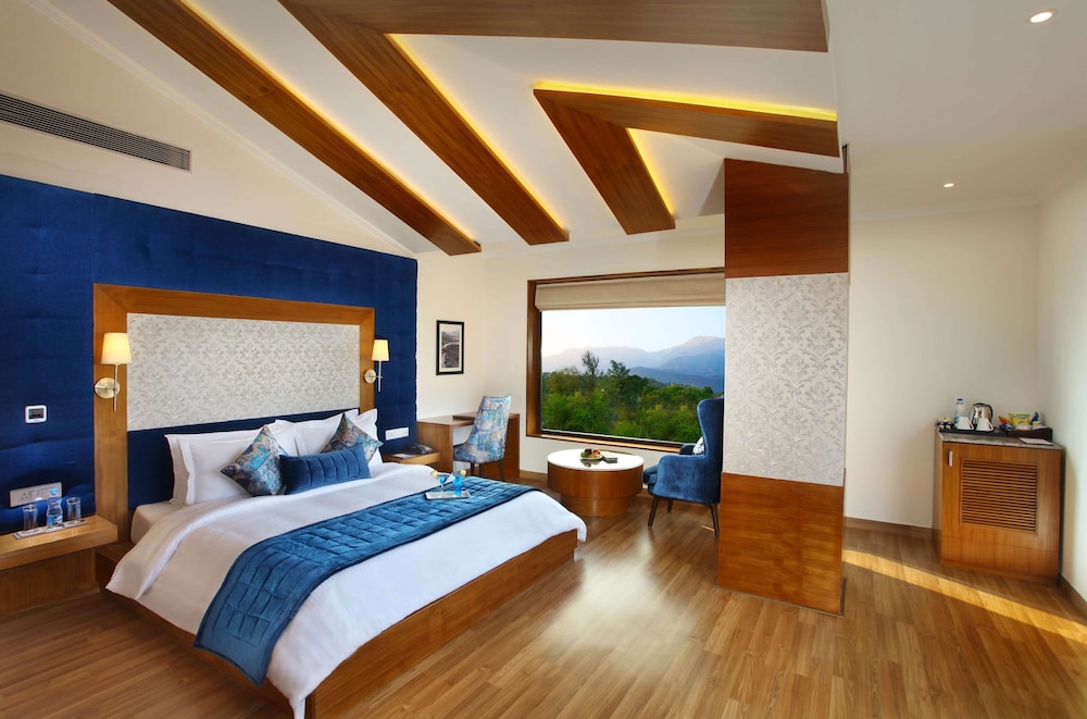 Superior Room, 1 Double Bed, Mountain View photo 3