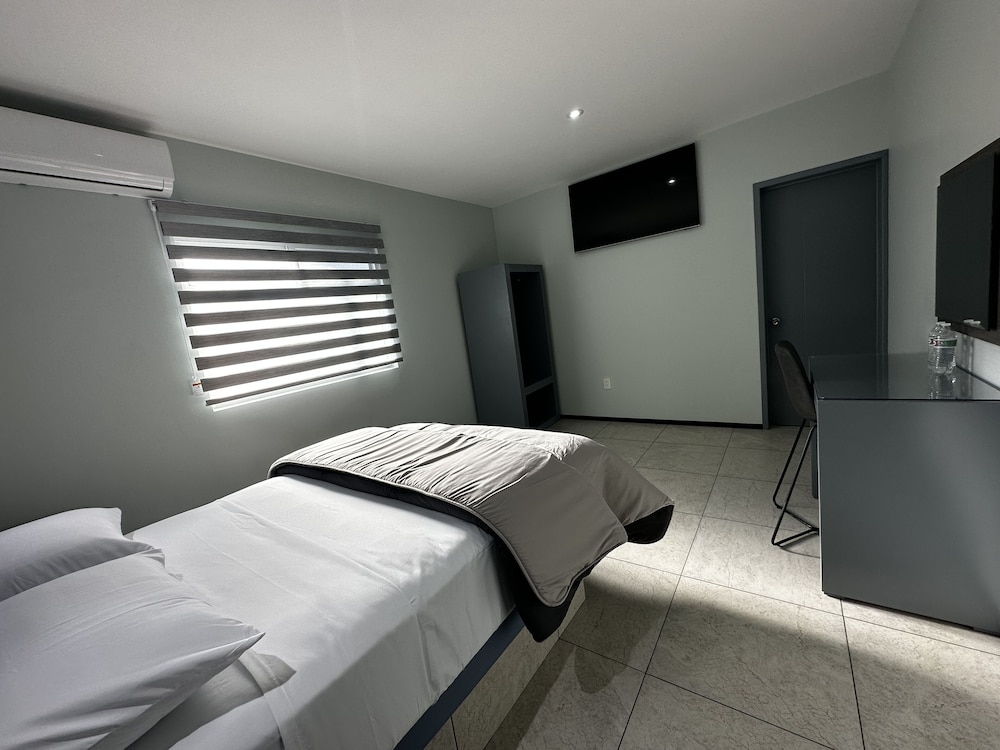 Executive Room photo 2