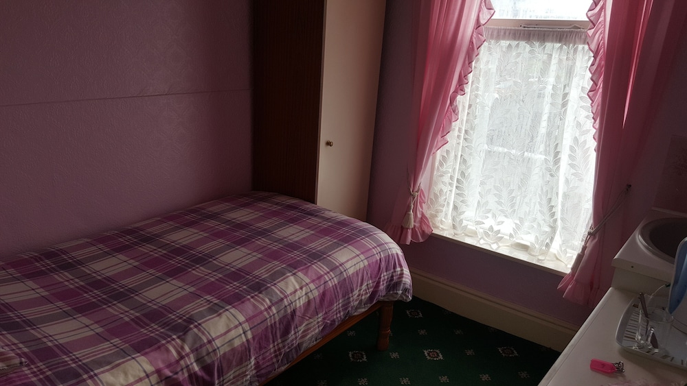 Standard Single Room (Room 4)