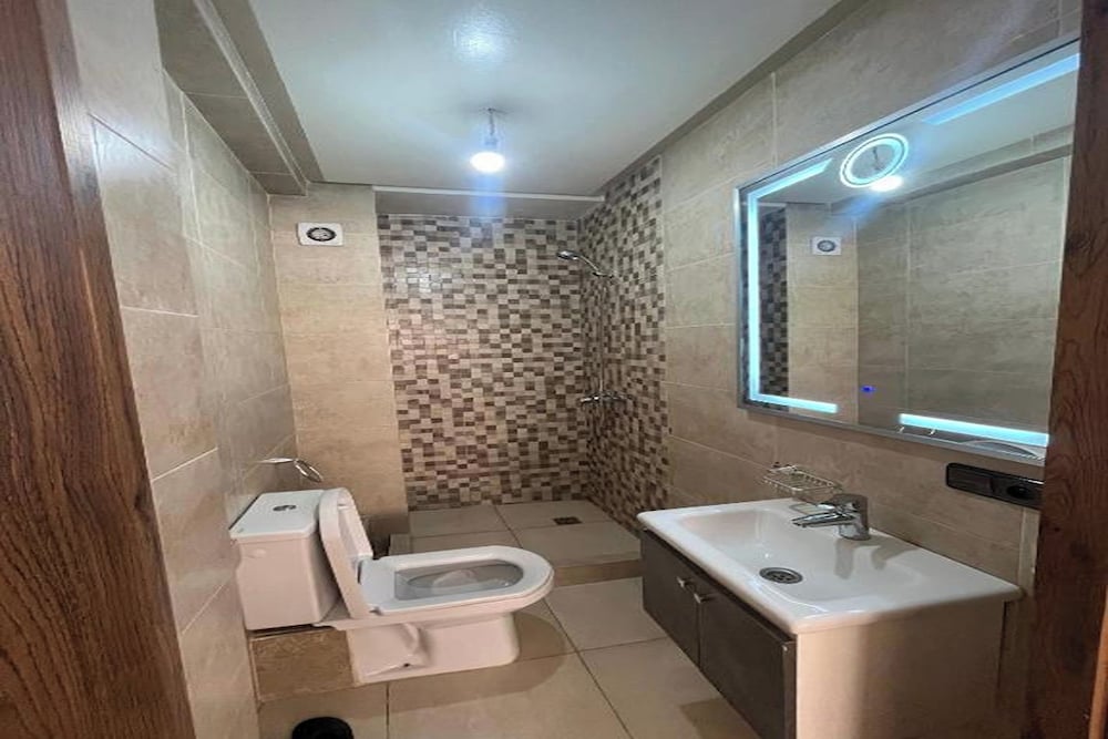 Double Room, Shared Bathroom photo 3