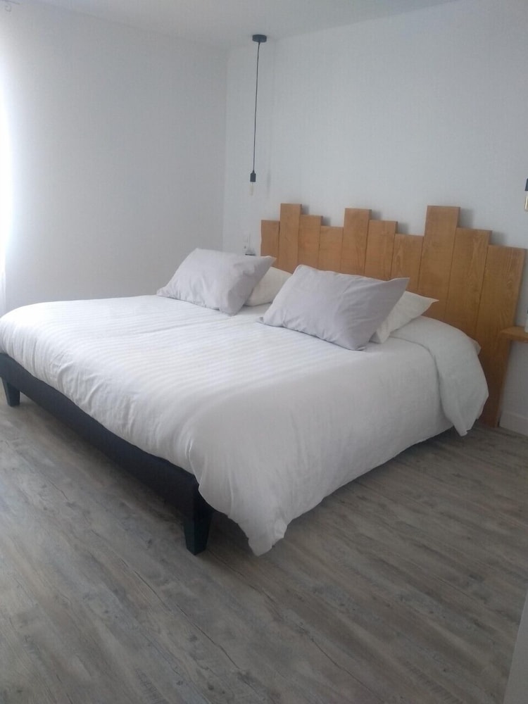 Standard Room - Photo 3