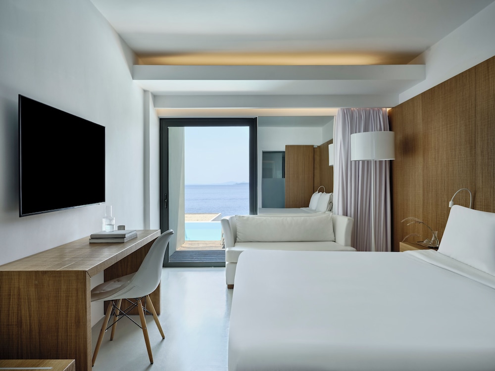 Double Room Swim up Sea View