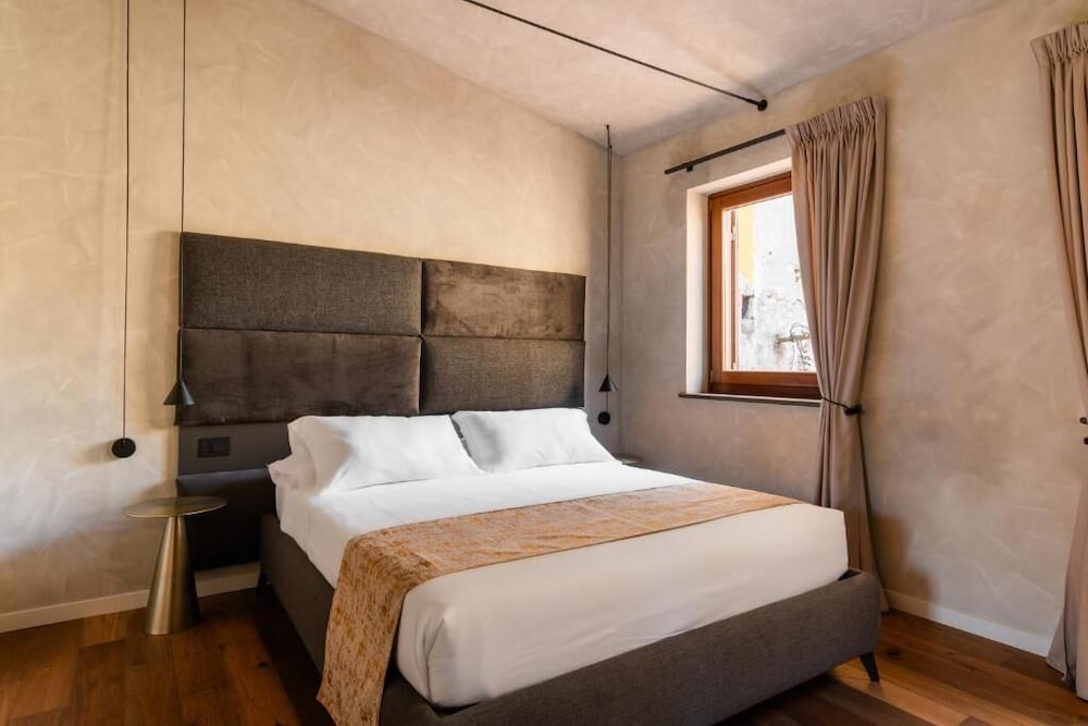 Superior Double Room, City View
