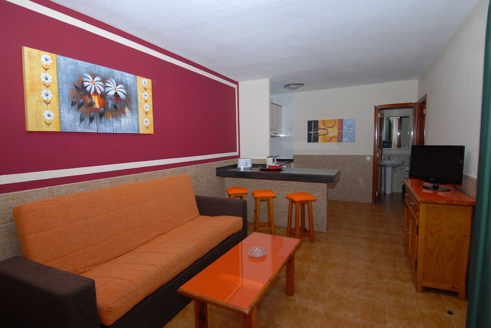 Apartment, 1 Bedroom, Terrace photo 3