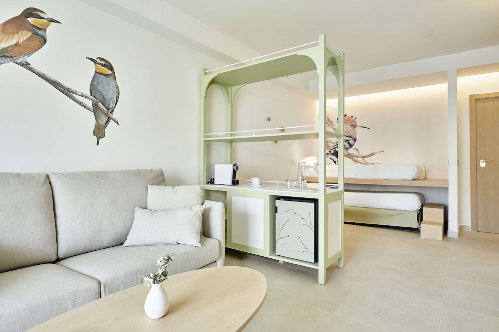 Habitación individual familiar, balcón, vista parcial al mar (Premium)