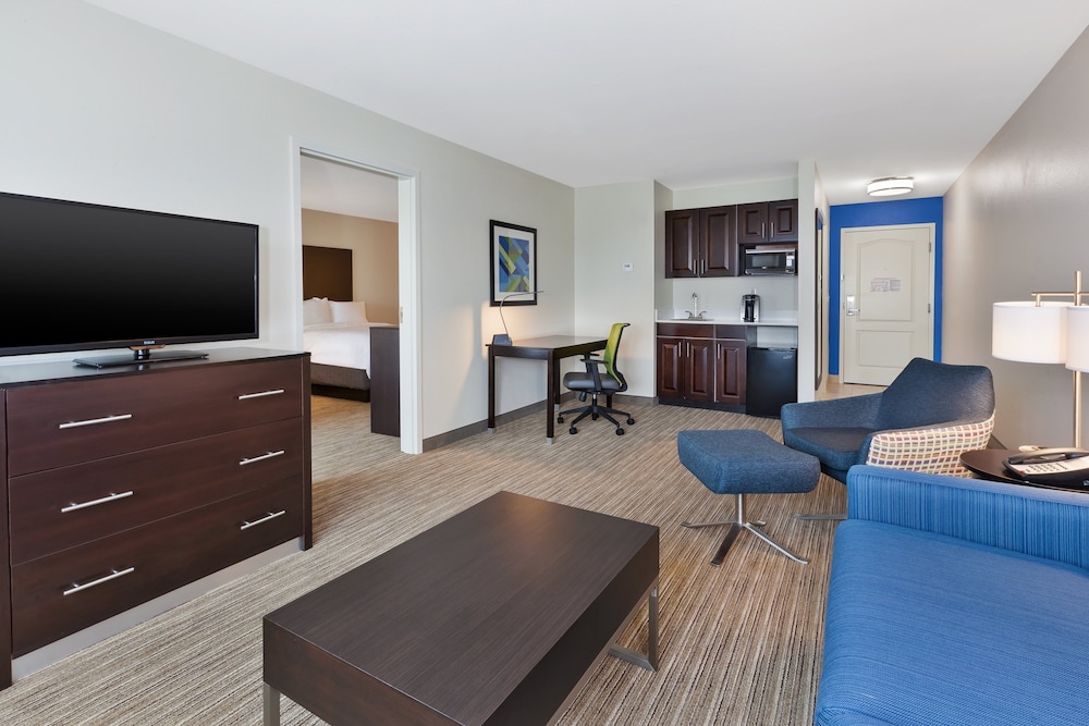 Holiday Inn Express & Suites - Effingham by IHG
