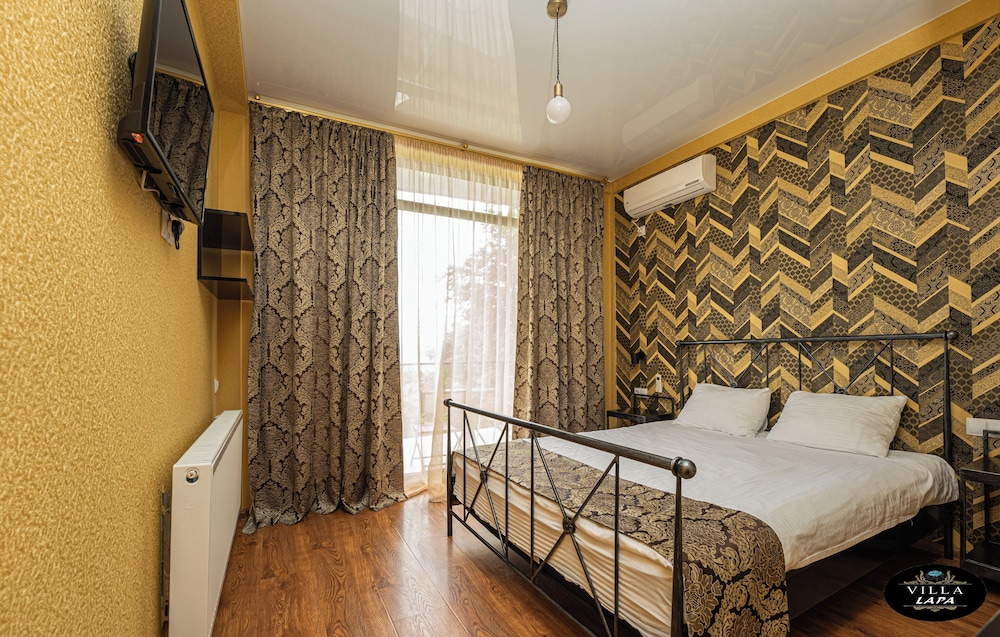 Standard Double Room, Pool View