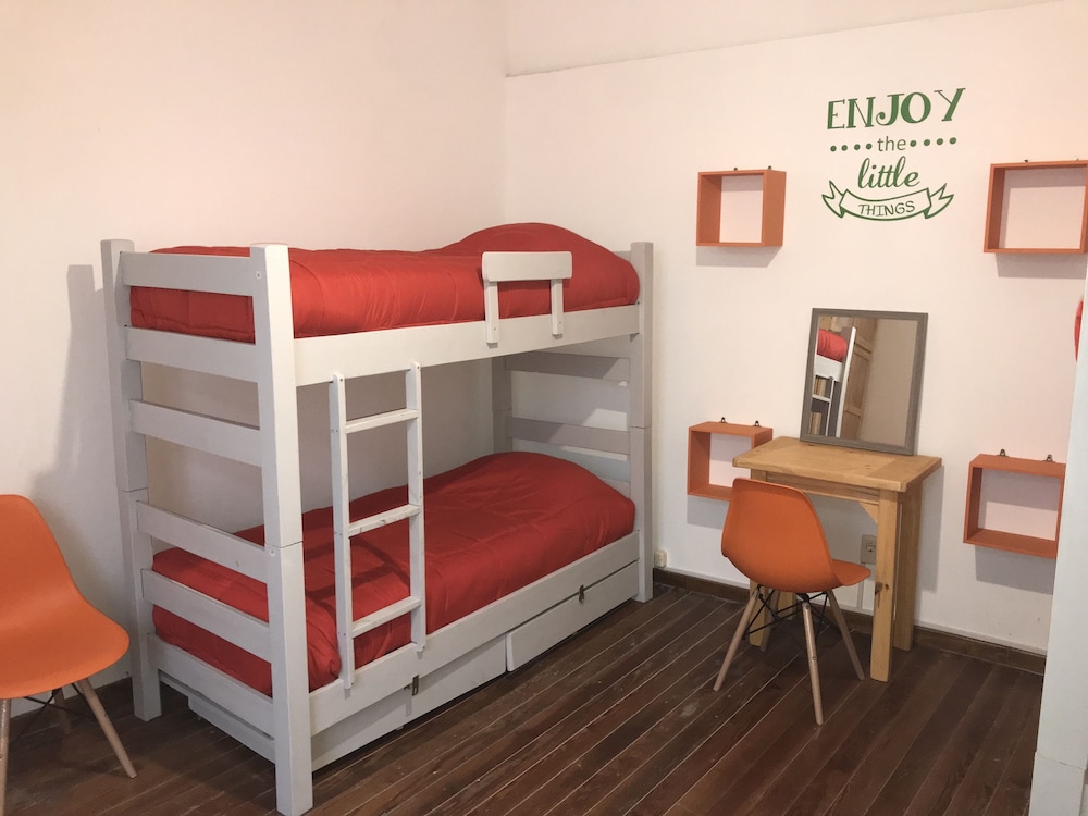 Shared Dormitory, 3 Bedrooms four beds (with a/c) photo 3