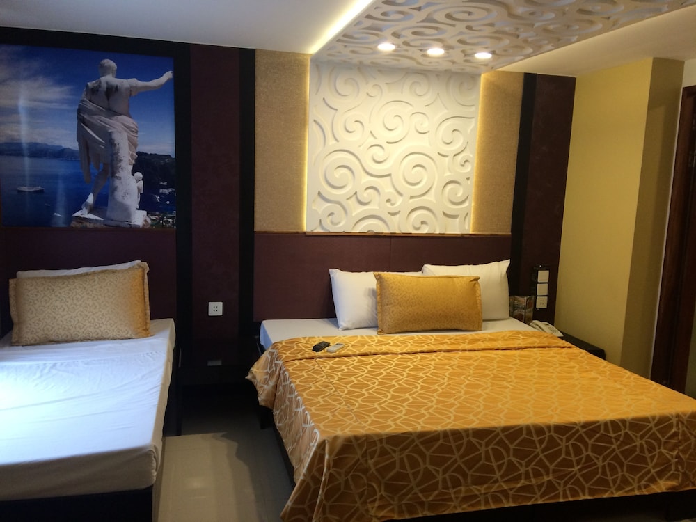 Euro Suite 2 photo 3