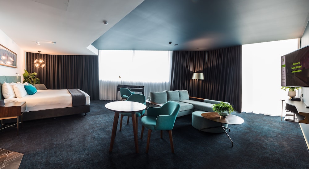 Sky Penthouse
