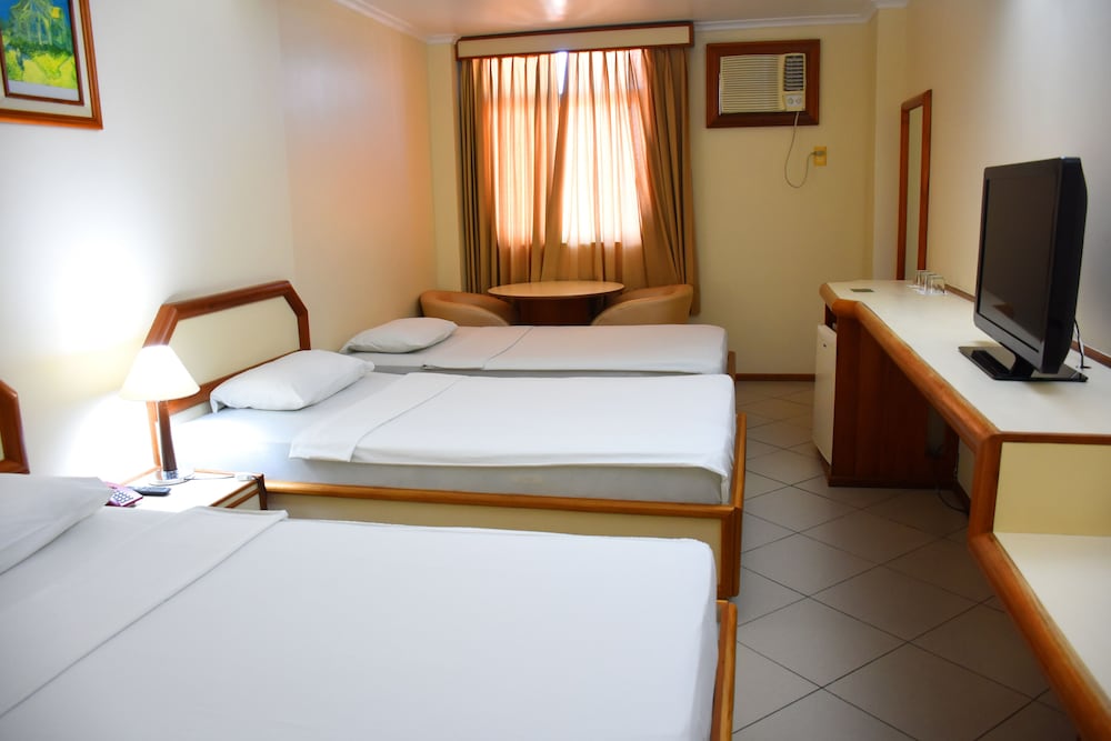 Standard Triple Room, 3 Twin Beds, Non Smoking, Bay View photo 3