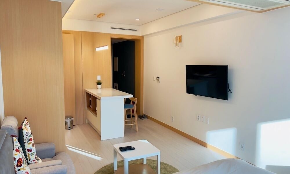 Family Twin Room - Photo 12