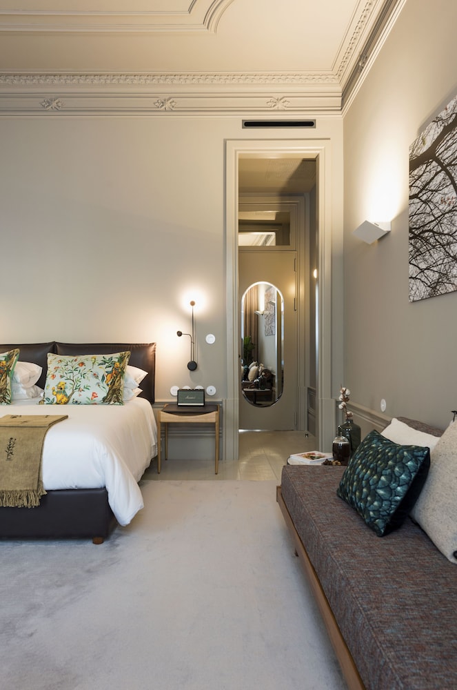 Studio Suite - Photo 3