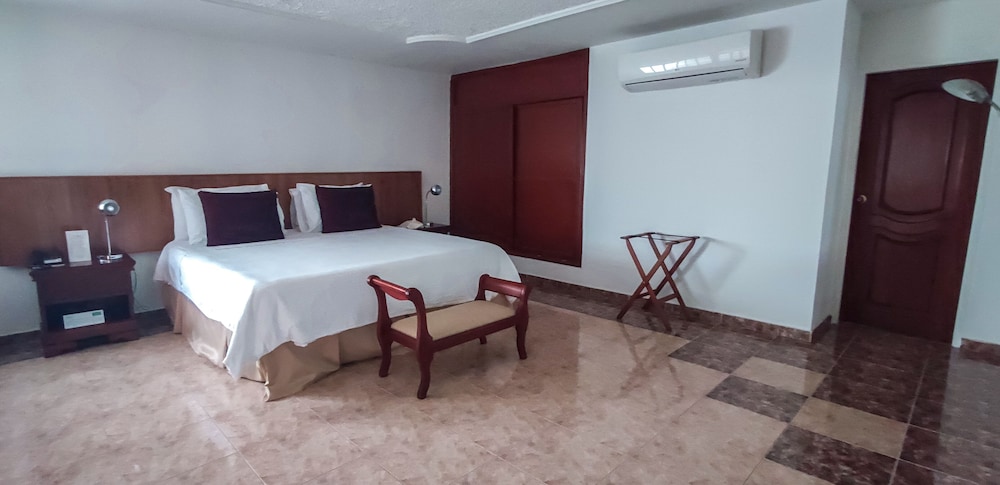 Superior Suite photo 2