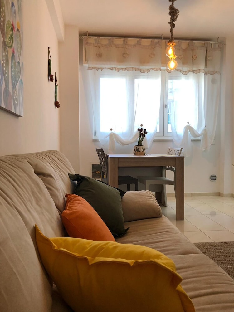 in the Heart of the City of Bari, 写真 25