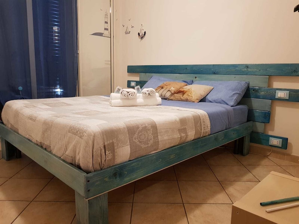 Double Room, Shared Bathroom photo 2