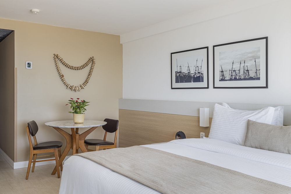 Oceanfront Plus Room