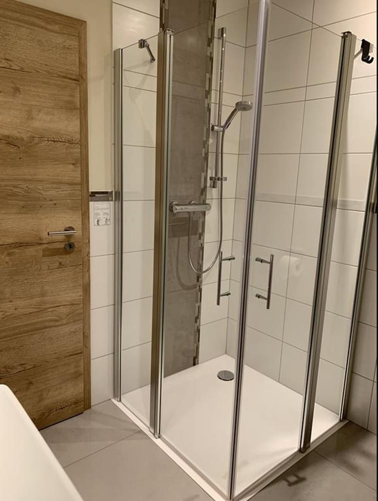 Weinbergs Loge, Kuva 11