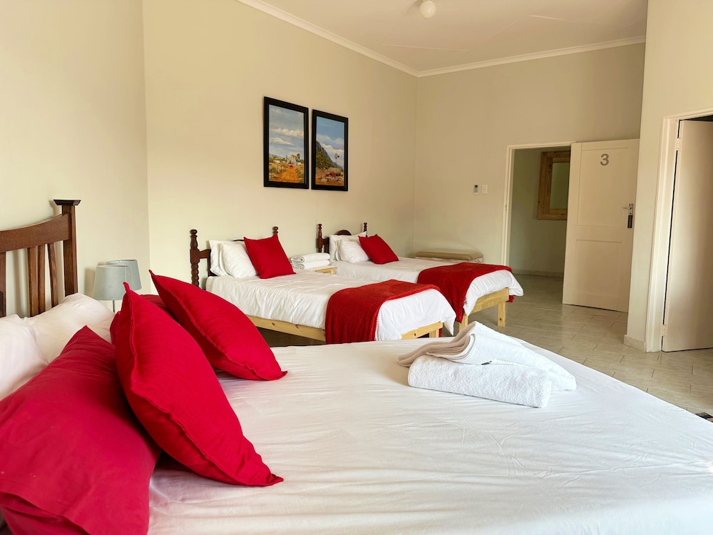 Standard Triple Room, 3 Twin Beds, Non Smoking, City View photo 3